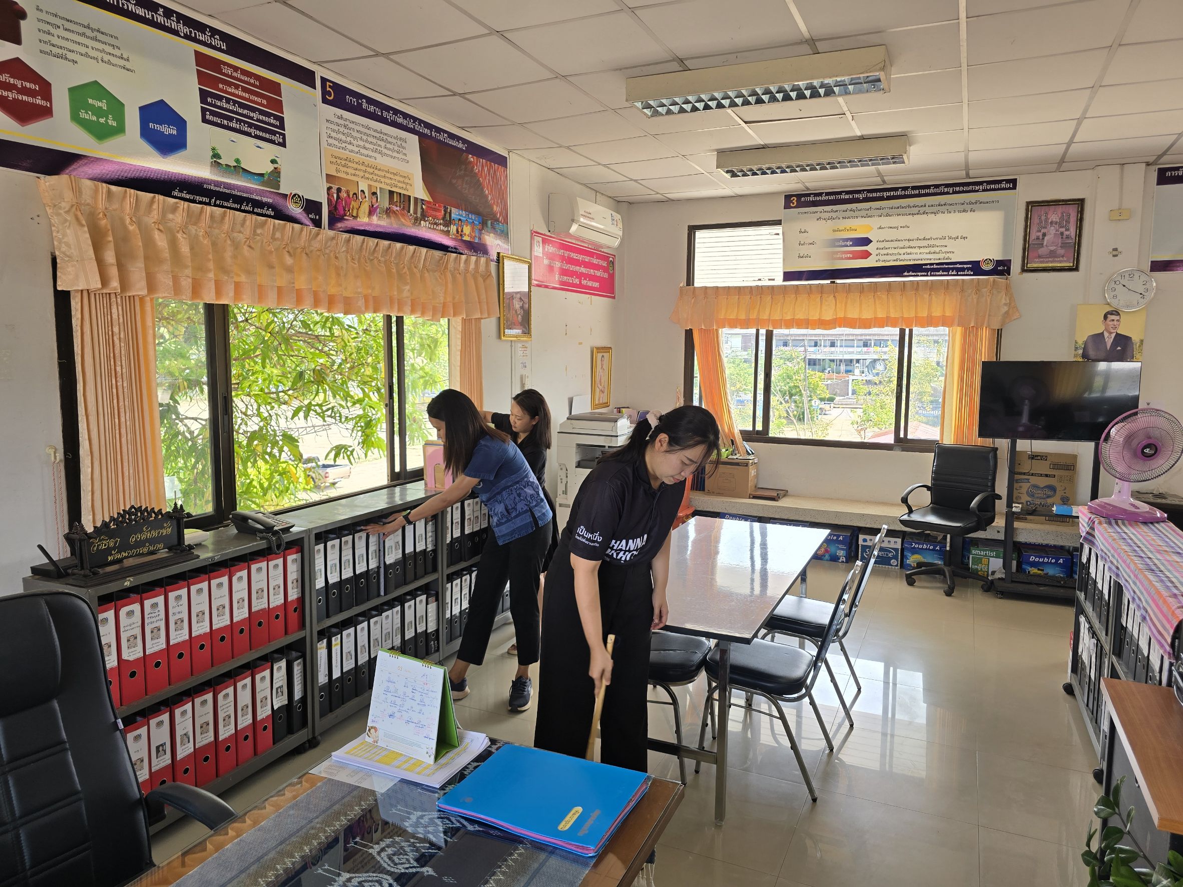 พช.พรรณานิคม ชูโมเดล "5P CDD พรรณานิคม พลัส" ขับเคลื่อนองค์กรแห่งความสุข (Happy Organization) ผ่านกิจกรรม 5ส Cleaning Day 