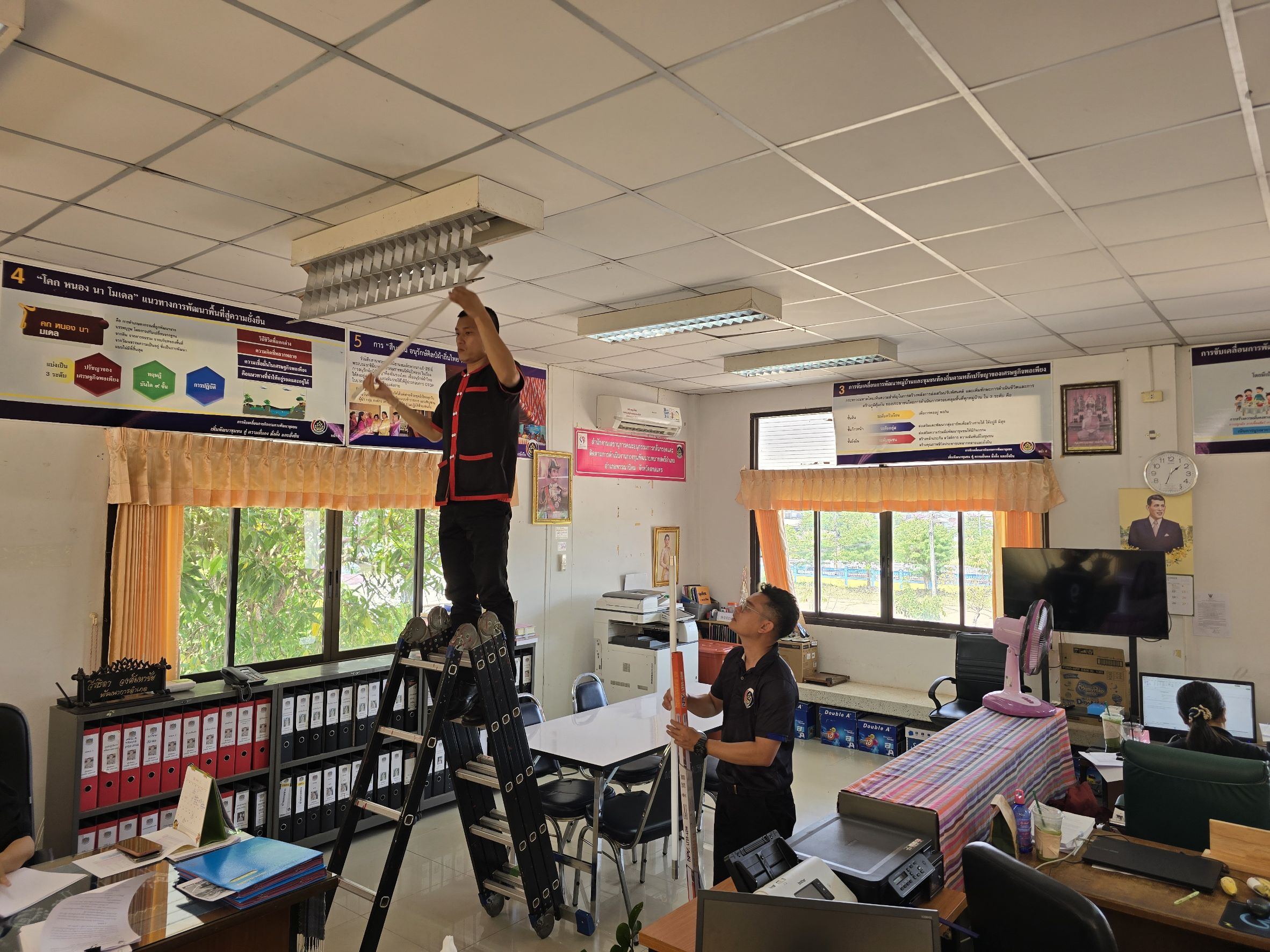 พช.พรรณานิคม ชูโมเดล "5P CDD พรรณานิคม พลัส" ขับเคลื่อนองค์กรแห่งความสุข (Happy Organization) ผ่านกิจกรรม 5ส Cleaning Day